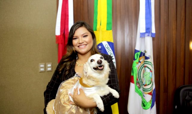 04 JOANA DARC PL CAUSA ANIMAL NO AMAZONAS Foto Fabio Romao 640x380 1