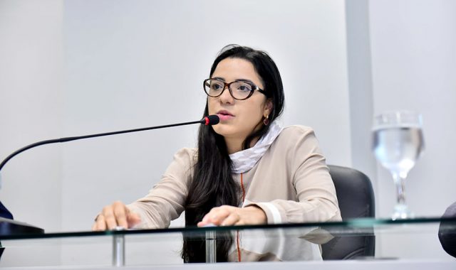 15 MAYARA PINHEIRO PP SECRETARIA DE SAUDE GASTOS 640x380 1