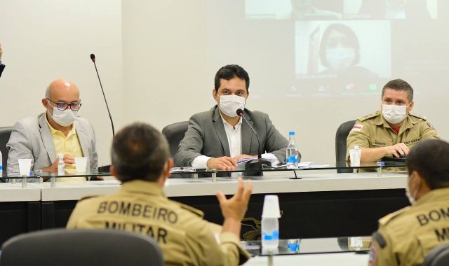 15 Dep. alvaro Campelo Audiencia publica debate concurso publico para Corpo de Bombeiro do Amazonas 640x380 1