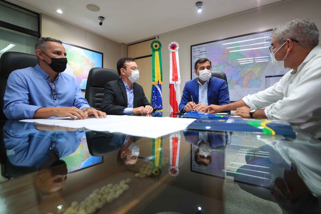 Wilson Lima assina convenio com prefeitura de Humaita para obras de sistema viario 1 1024x683 1