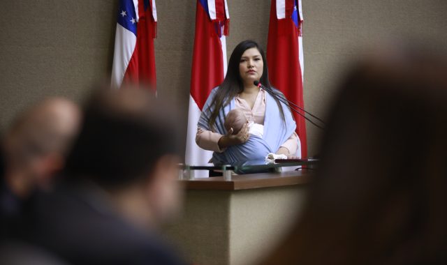 03 Dep. Joana Darc Agosto Dourado Deputada defende o aleitamento materno como fonte de vida 640x380 1