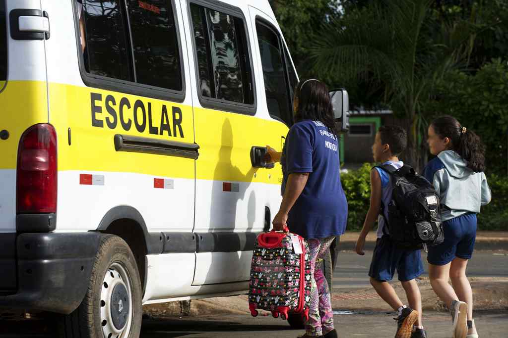 Divulgacao Detran AM transporte escolar