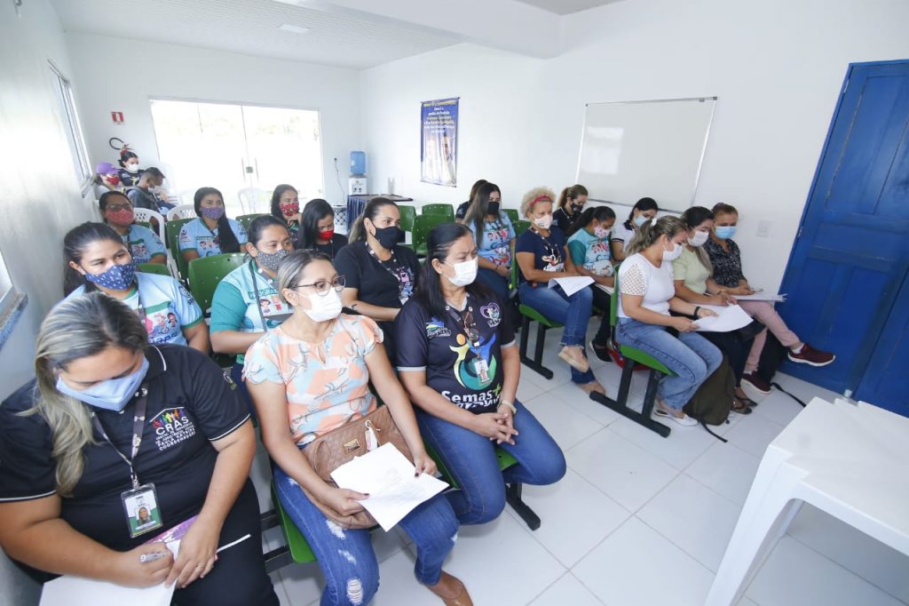 SEJUSC Servidores da rede de assistencia social participaram do treinamento 1024x682 1