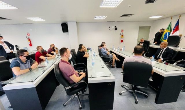 03 Dep. Cabo Maciel presta conta do trabalho parlamentar a grupo de Oficiais da Policia Militar 640x380 1