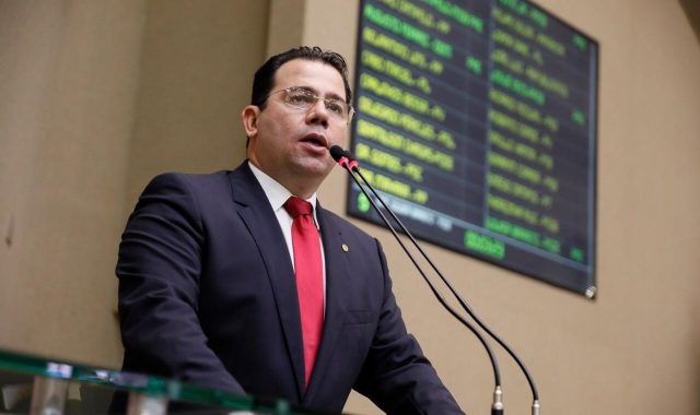 06 Dep. Wilker Barreto PL que preveI multa para agentes puI blicos que desviarem recursos da pandemia eI aprovada pela Aleam 640x380 1