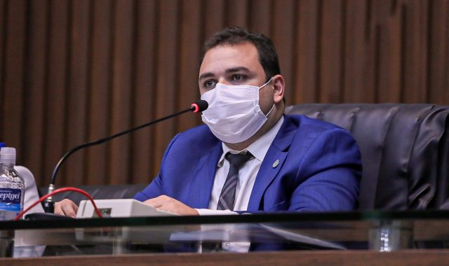 13 Dep. Roberto Cidade solicita melhorias na infraestrutura do municiI pio de Barreirinha e do bairro Cidade Nova em Manaus 640x380 1