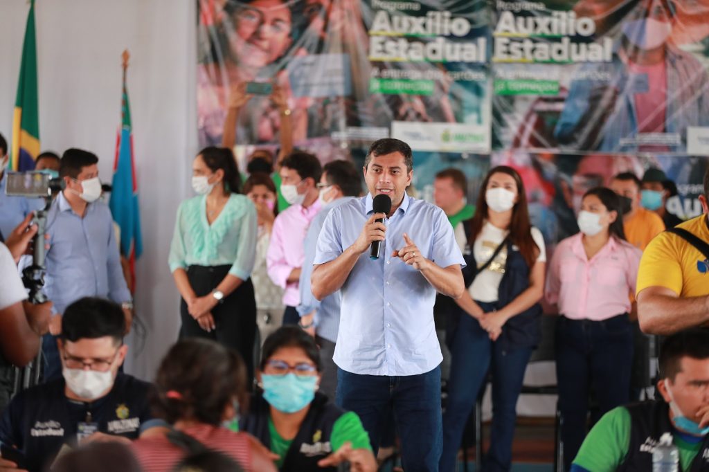 Governador Wilson Lima entrega Auxilio Estadual permanente em Itacoatiara 3 Foto Bruno Zanardo Secom 1024x682 1