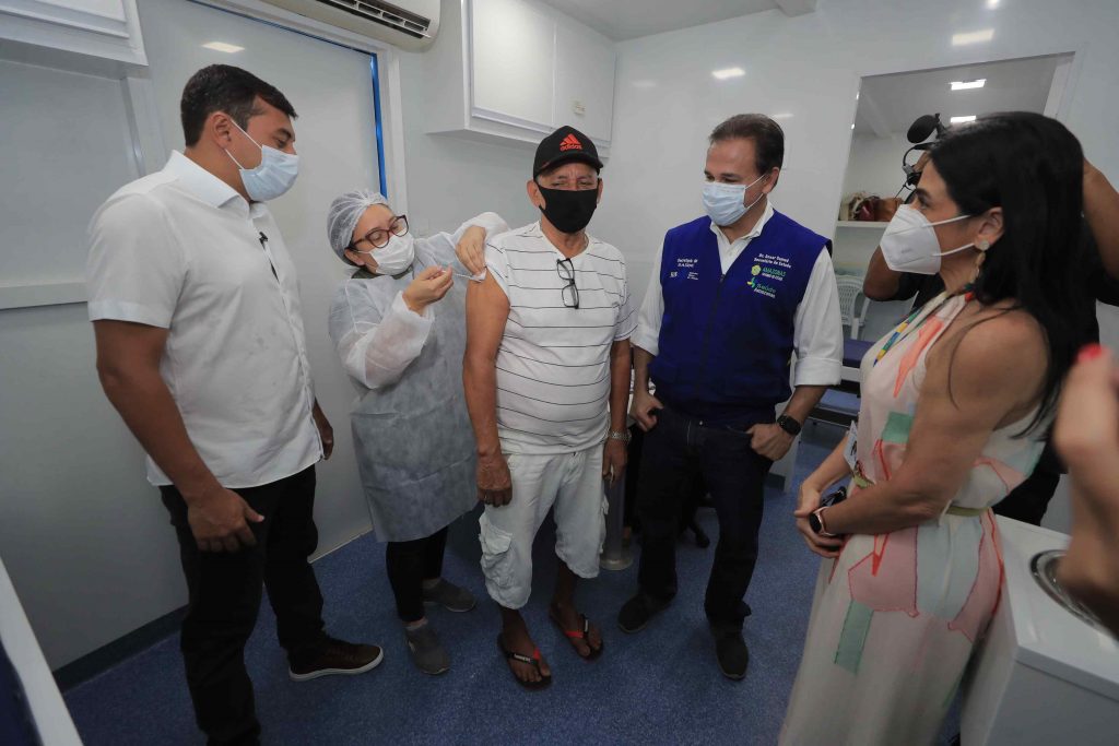 Governador Wilson Lima anuncia vacinacao contra a Covid 19 em supermercados e visita carreta Vacina Amazonas Fotos Diego Peres Secom 1 1 1024x683 1