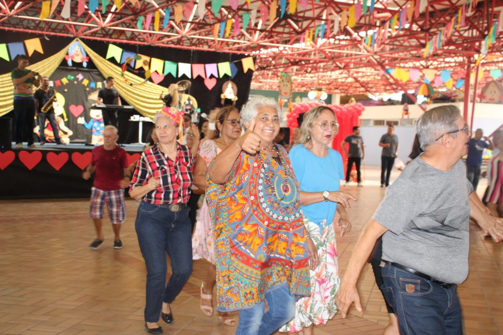 Informe Manaus - Governo do Estado vai promover arraiais para comunidade  nos Centros de Convivência da Família e do Idoso