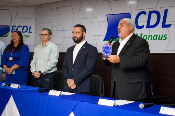 Procon AM e CDL Manaus lancam selo Empresa Amiga do Consumidor Foto Joao Pedro Sales 3 1 2048x1365 1 600x400 1