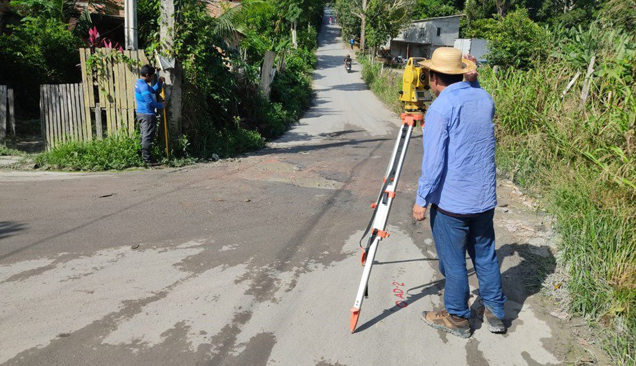 Comunidade Coliseu 1 tem topografia concluida na regularizacao fundiaria da Prefeitura de Manaus