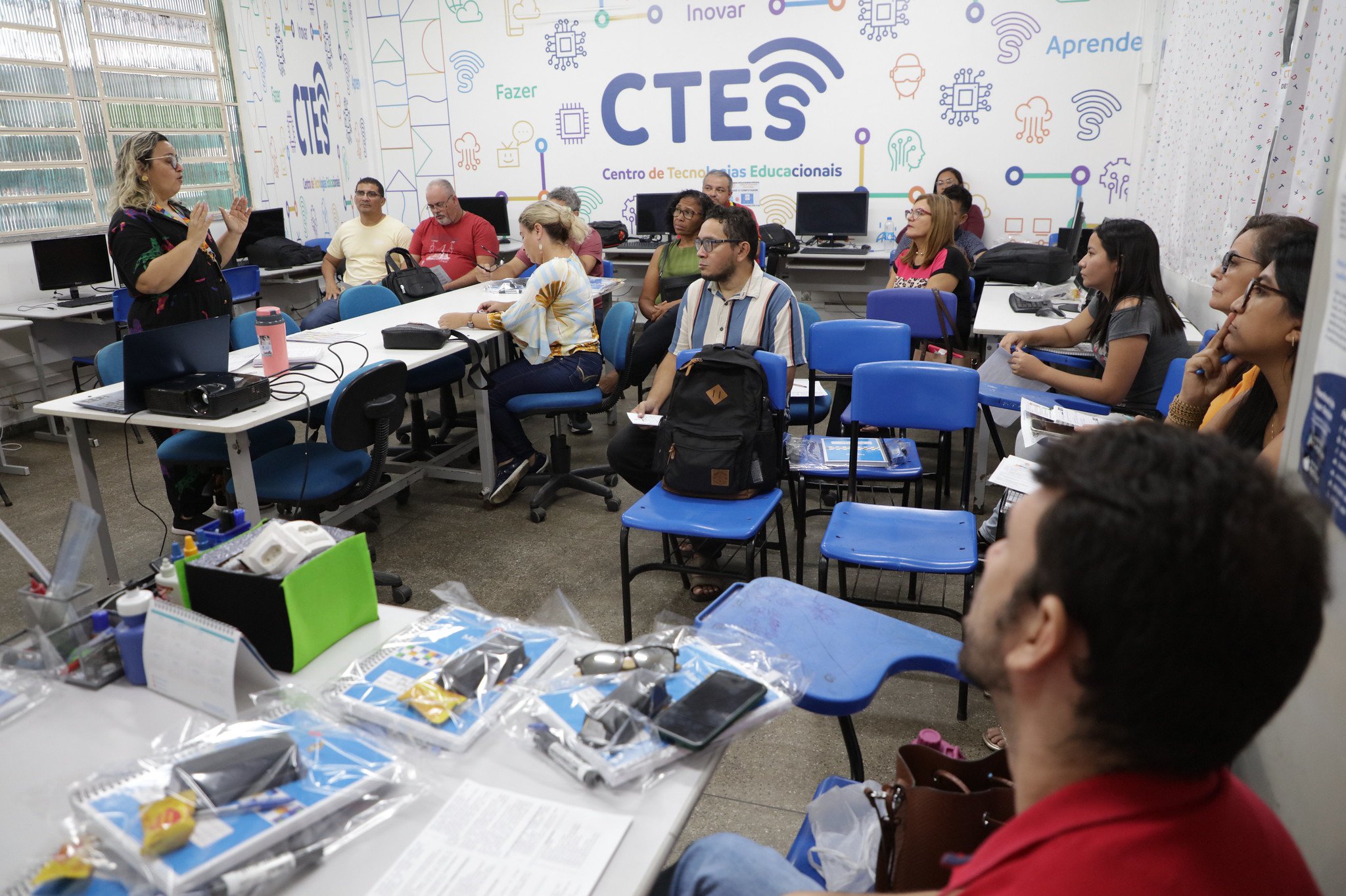 Jornada Pedagogica da Prefeitura de Manaus reforca planejamento com professores da rede de ensino
