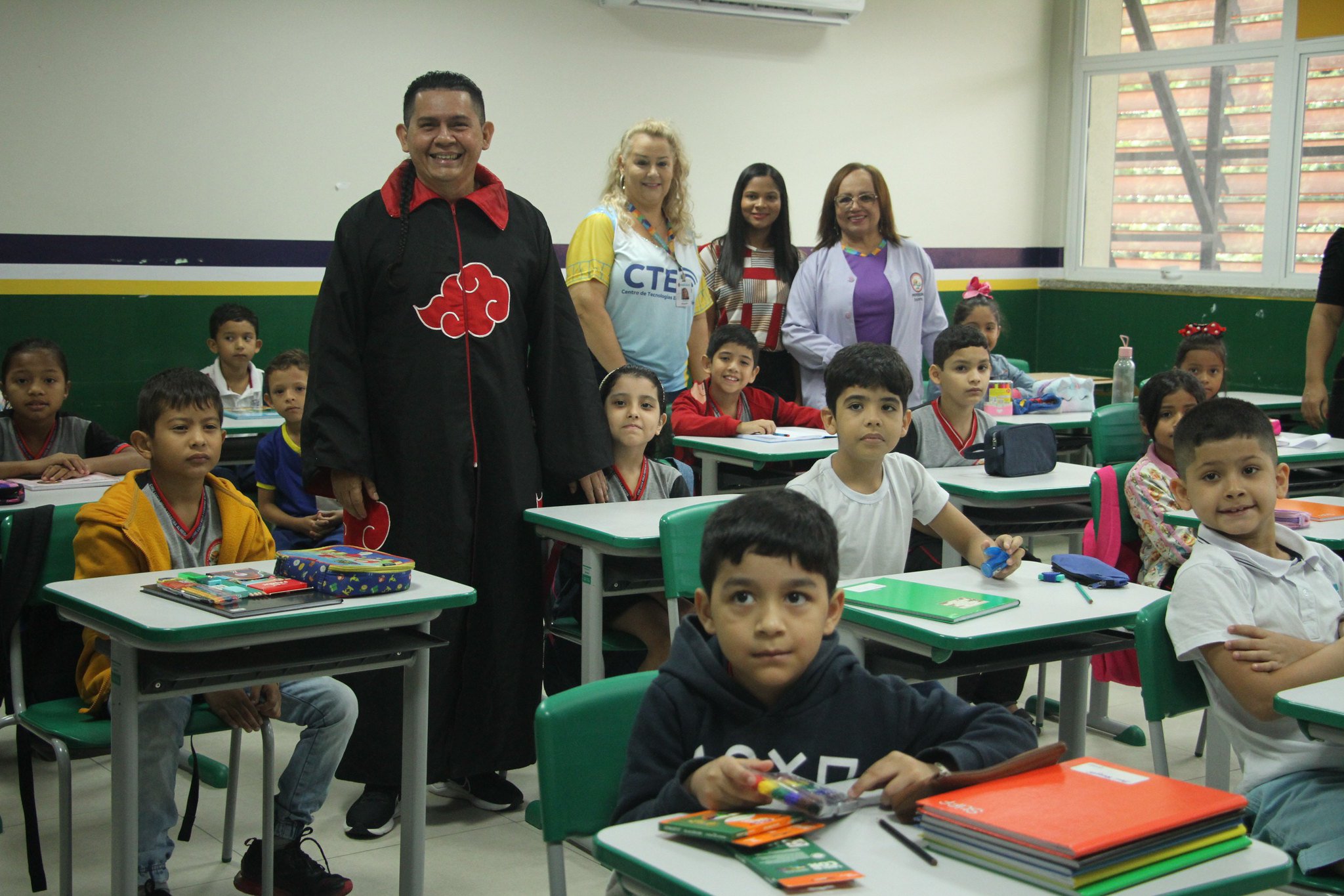 Mais de 240 mil estudantes da Prefeitura de Manaus retornam as aulas nas unidades de ensino da Semed