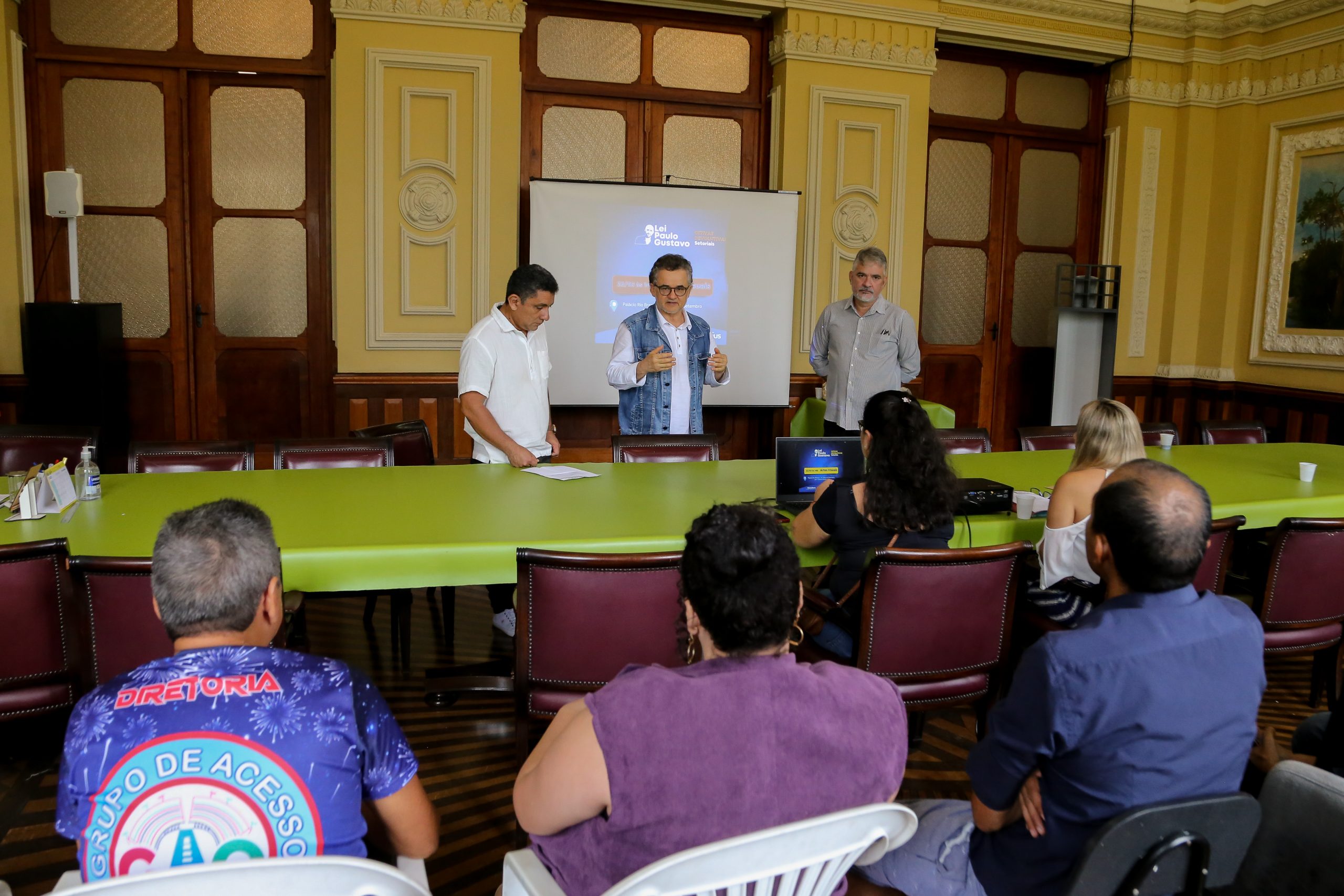 Prefeitura de Manaus finaliza a 2a rodada de oitivas com artistas para implementacao da Lei Paulo Gustavo 1 scaled 1