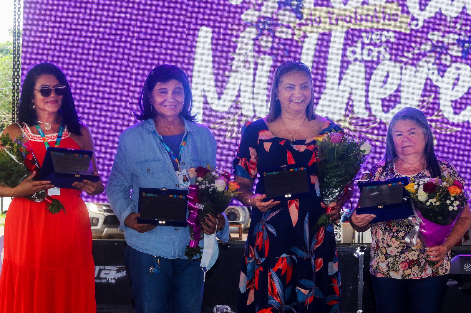 Prefeitura de Manaus homenageia mulheres com mais de 40 anos de servico publico 1