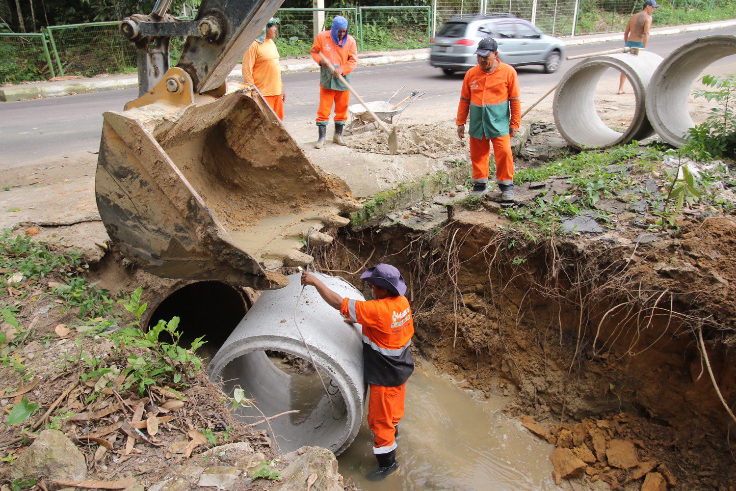 Prefeitura de Manaus implanta rede de drenagem nas proximidades do Parque do Mindu