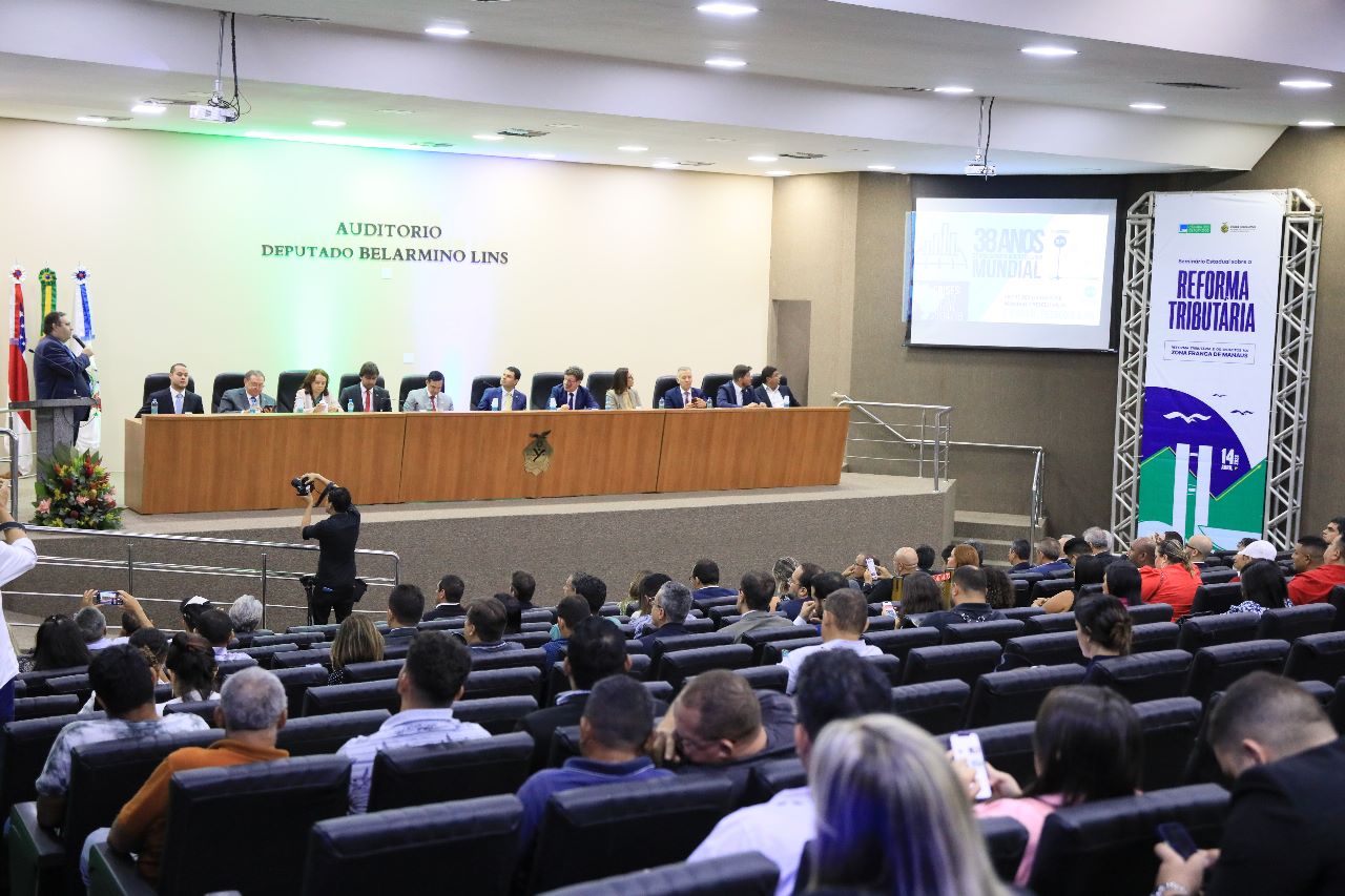 03 Grupo de Trabalho da CaCC82mara Federal debate Reforma TributaCC81ria durante evento na Assembleia Legislativa do Amazonas