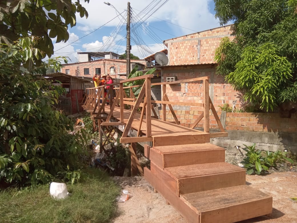Moradores do bairro Zumbi retomam acessibilidade com nova ponte construida pela Prefeitura de Manaus 1