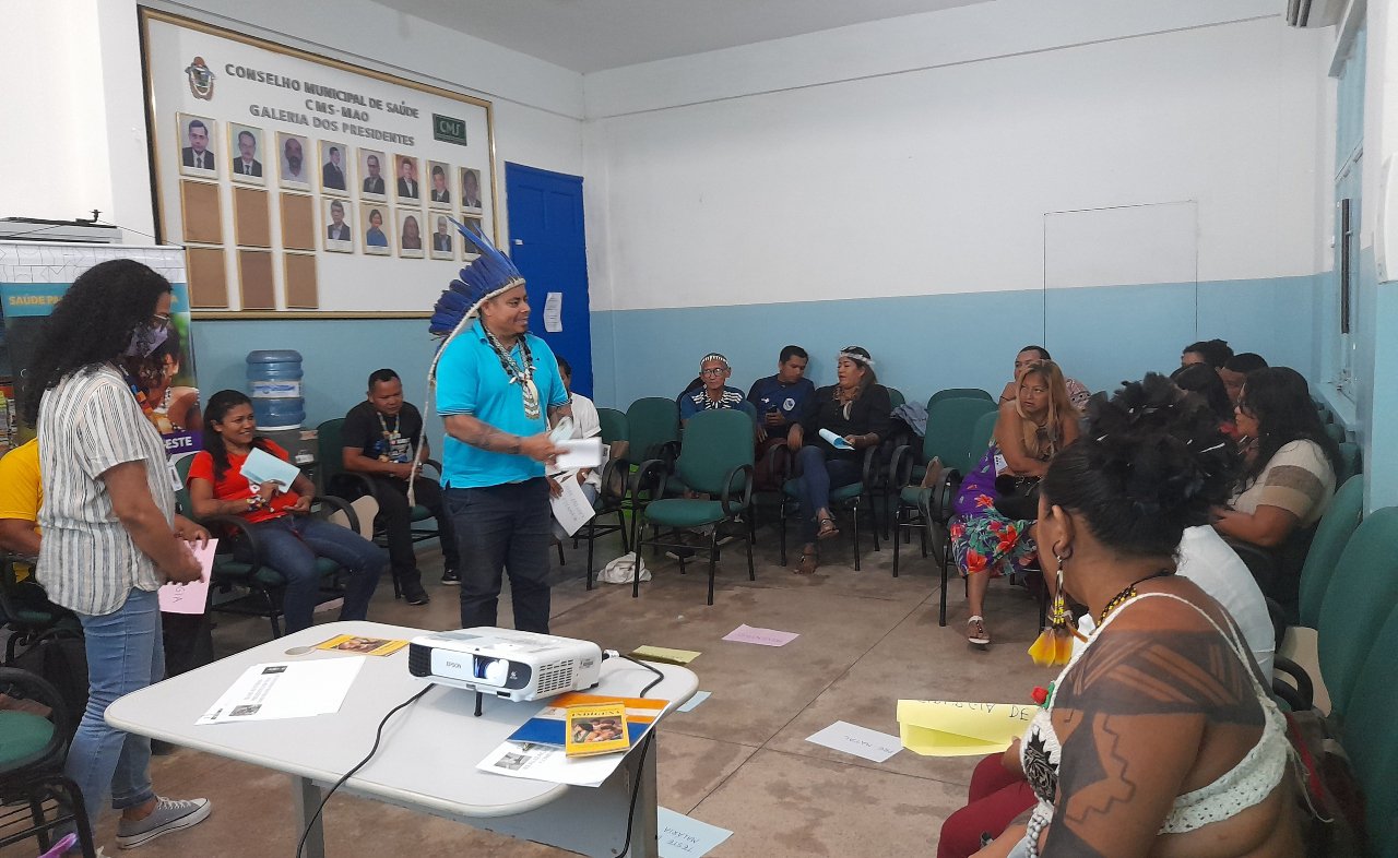Prefeitura de Manaus promove oficina para liderancas indigenas sobre cadastramento de familias 2