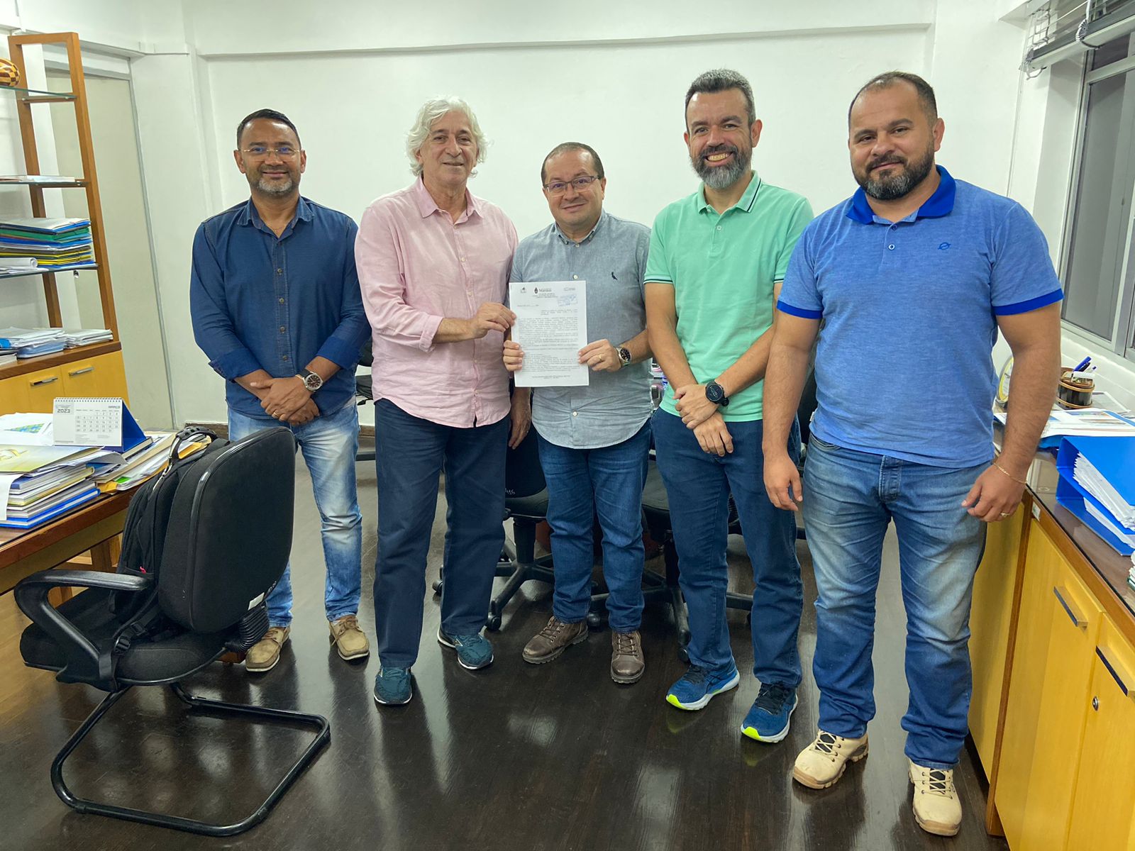Prefeitura de Manaus recebe minuta de anteprojeto de Lei de Inspecao Predial para analise tecnica do Implurb 2