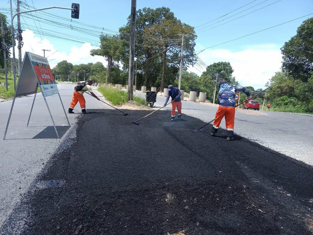 Prefeitura de Manaus recupera principais vias de acesso a escolas e hospitais no Colonia Antonio Aleixo 1