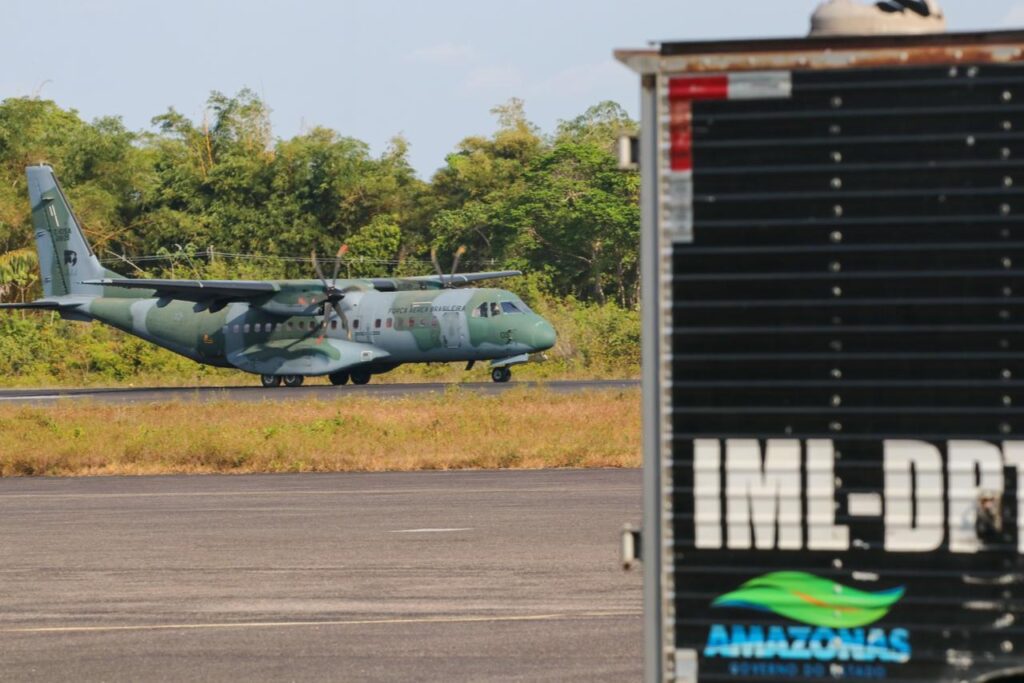Apos forca tarefa Governo do Amazonas libera corpos de todas as vitimas do acidente aereo 2 Foto Mauro Neto Secom 1024x683 1