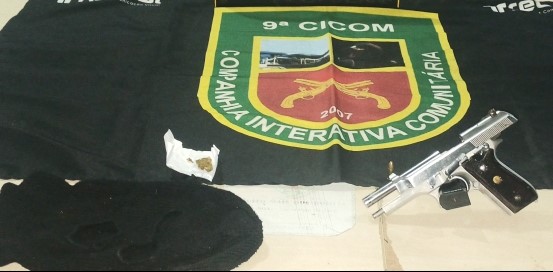 PMAM PM DETEM TRIO COM ARMA DE FOGO FOTO DIVULGACAO PMAM 1