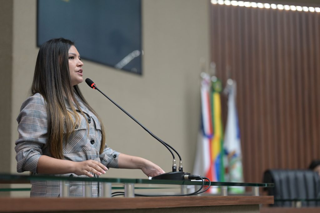 PL de Joana Darc quer combater o assedio online e o Cyberbullying voltado diretamente as pessoas com deficiencia 1024x681 1