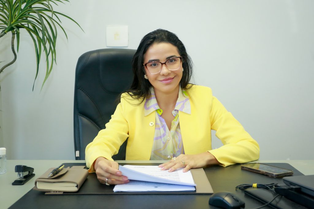 Deputada Dra. Mayara propoe politica estadual para incentivar empreendedor interiorano 1024x683 ADlezv