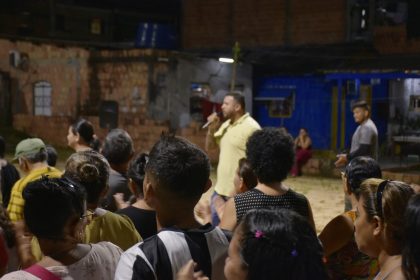 Deputado Joao Luiz reafirma compromisso com moradores do Lirio do Vale com construcao de espaco de lazer e convivencia wztS2F