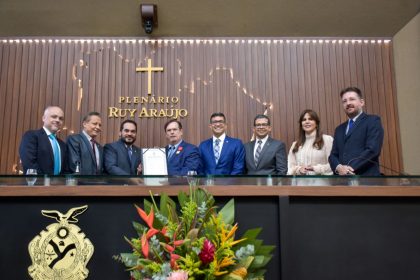 Aleam concede Medalha Ruy Araujo ao desembargador Carlos Vieira Von Adamek por iniciativa do deputado Joao Luiz Foto Mauro Smith dVor69