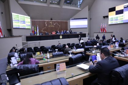 Assembleia Legislativa do Amazonas debate temas variados durante Sessao Ordinaria desta terca feira X940nW