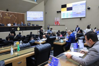 Aterro sanitario e saude publica foram os temas debatidos na Assembleia Legislativa do Amazonas nesta quarta feira dcJQji