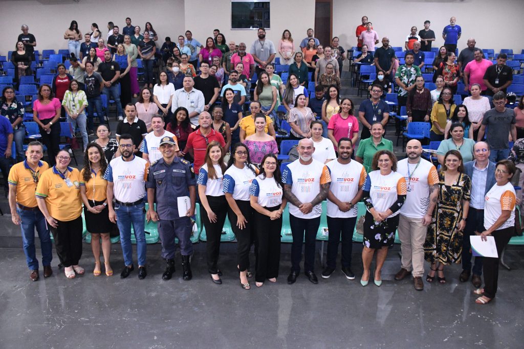 Deputado Cabo Maciel destaca importancia da Lei de sua autoria que institui o Dia dos Cuidados com a Voz no Amazonas Foto Paulo Ferraz 1024x683 VcHDDZ