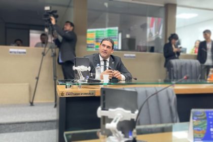 Deputado Cristiano DAngelo propoe Projeto de Lei para Apoio a Parentalidade Atipica na rede publica estadual de saude tsFHHl
