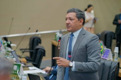 Deputado Felipe Souza destaca leis de sua autoria em apoio as pessoas com Transtorno do Espectro Autista 1024x576 KYJP7L