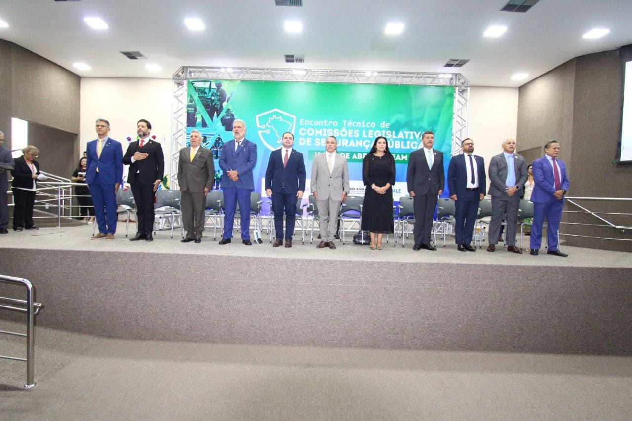 Encontro de Comissoes Legislativas de Seguranca do Brasil propoe eixos de atuacao FdPbOU