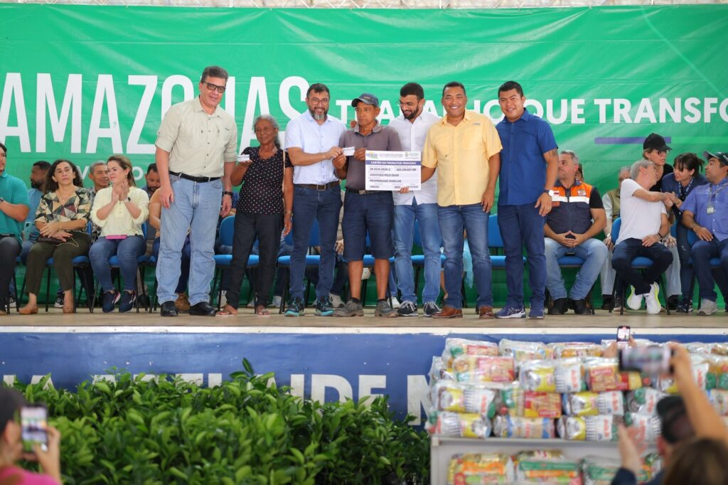 Entrega de CPP Marfran Vieira IDAM 2 1 1024x682 vnhvgD