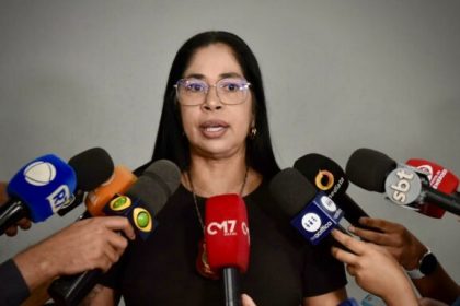 PC AM DELEGADA JOYCE COLEHO TITULAR DA DEPCA FOTO ERLON RODRIGUES 2 577x435 zYhpT9