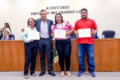 Adjuto Afonso participa de homenagem a lideres comunitarios na Aleam Foto Ney Xavier sMEpOQ