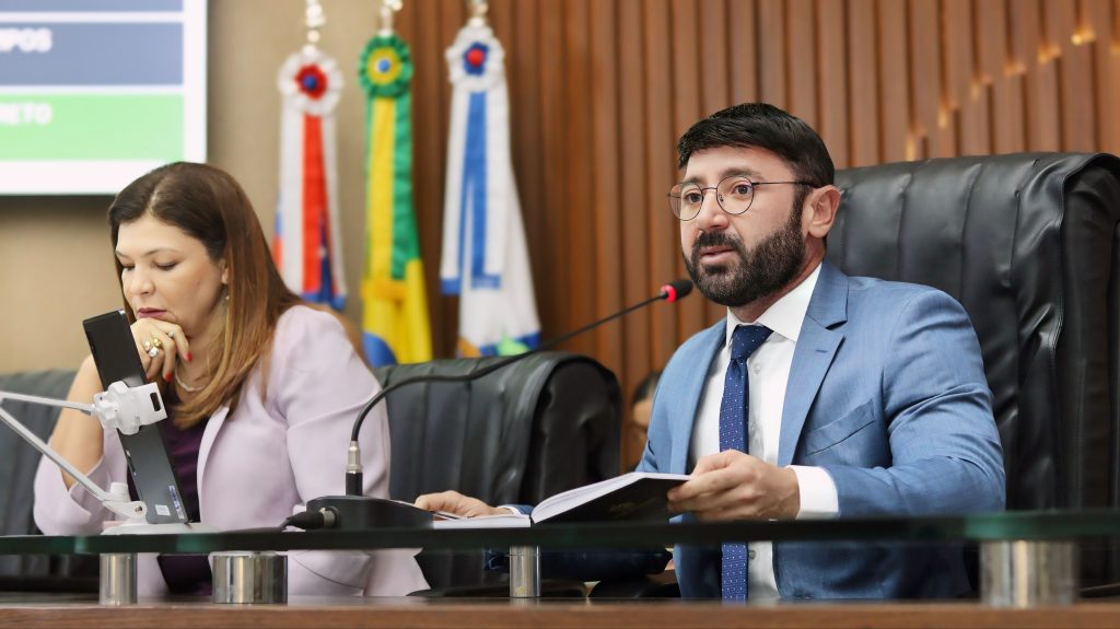 Apos solicitacao de Bessa Tefe recebera mutirao para emissao de nova Carteira de Identidade Nacional Foto Junior Araujo 1024x575 NWD8nQ