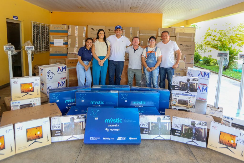 Emendas da deputada Mayra Dias em equipamentos e medicamentos fortalecem a saude publica Foto Aguilar Abecassis 1024x683 S2y4Co