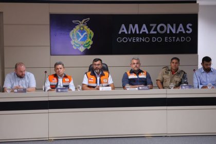 Governo do Amazonas ja realizou mais de 80 reunioes com entidades publicas e privadas para alinhar acoes de enfrentamento a estiagem em 2024 FOTO DIEGO PERES SECOM 3 1024x682 lOGQhu