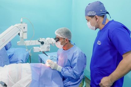 Novo Olhar Com emenda de Delegado Pericles projeto realizou mais de 400 cirurgias oftalmologicas pela calha do Madeira Foto Marcio James SYCoTj