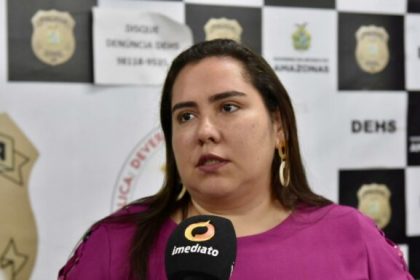 PC AM DELEGADA DEBORAH BABRREIROS ADJUNTA DA DEHS FOTO ERLON RODRIGUES 2 577x435 Kaj9ME