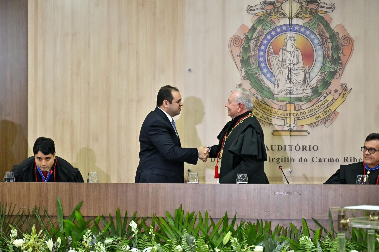 Presidente Roberto Cidade participa da posse da nova corte eleitoral do TRE AM Foto Rodrigo Brelaz swyIsi