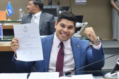 Sancionada Lei do deputado Mario Cesar Filho que garante ate dois acompanhantes as Pessoas com TEA nas unidades de saude do Amazonas Foto Leandro Cardoso 1024x682 7nDt2r