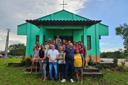 Semig visita comunidade ribeirinha para realizar estudo de viabilidade de instalacao de placa solar em Parintins FOTOS Divulgacao Semig AM 1024x768 vW1QQh