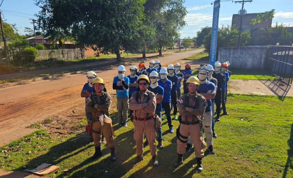 CBMAM CURSO DE BRIGADA DE INCENDIO NO INTERIOR FOTO DIVULGACAO 1 1024x622 1