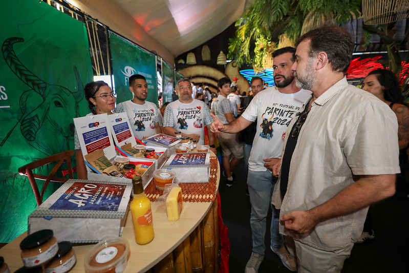 Coletiva Amazonastur e Embratur. Foto Alex Pazuello Secom04